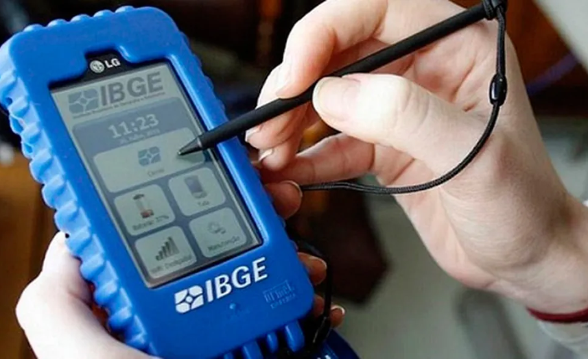 IBGE abre processo seletivo com 1.414 vagas temporárias e salários de até R$ 5,2 mil