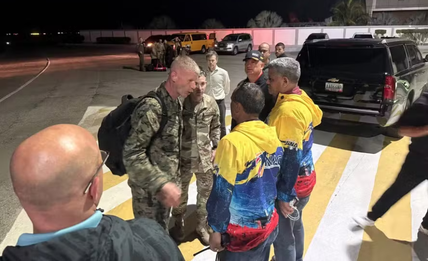 Militares dos EUA chegam à Venezuela para apoiar buscas após terremoto; mortos passam de 1,4 mil